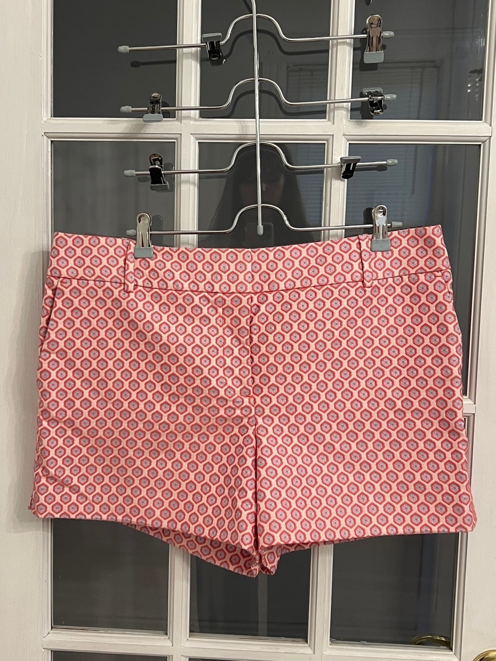 LOFT Women's Pink Embroidered Moroccan Tile Shorts Size 14